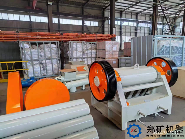 新疆鼎博環保科技有限公司電廠爐渣破碎項目!